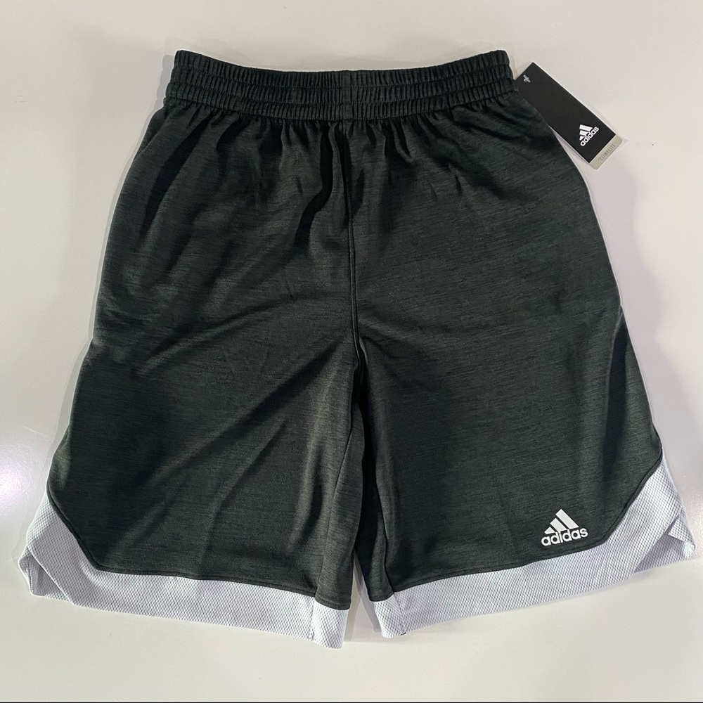 NWT Adidas Boys Size Large 14-16 Grey Shorts Athletic Basketball New